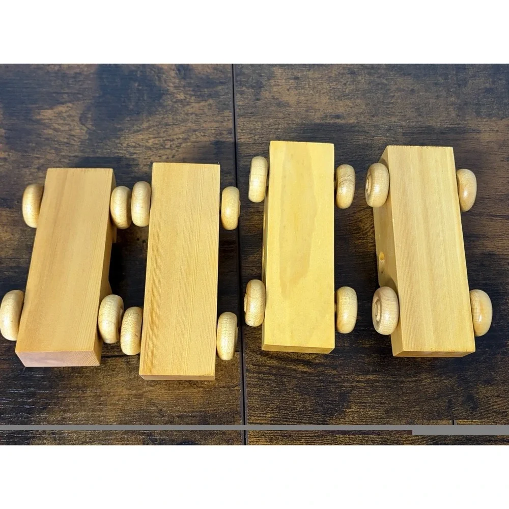 Lot Of 4 Handmade Wooden Toy Trucks Light‎ Brown 031326-09 To 12